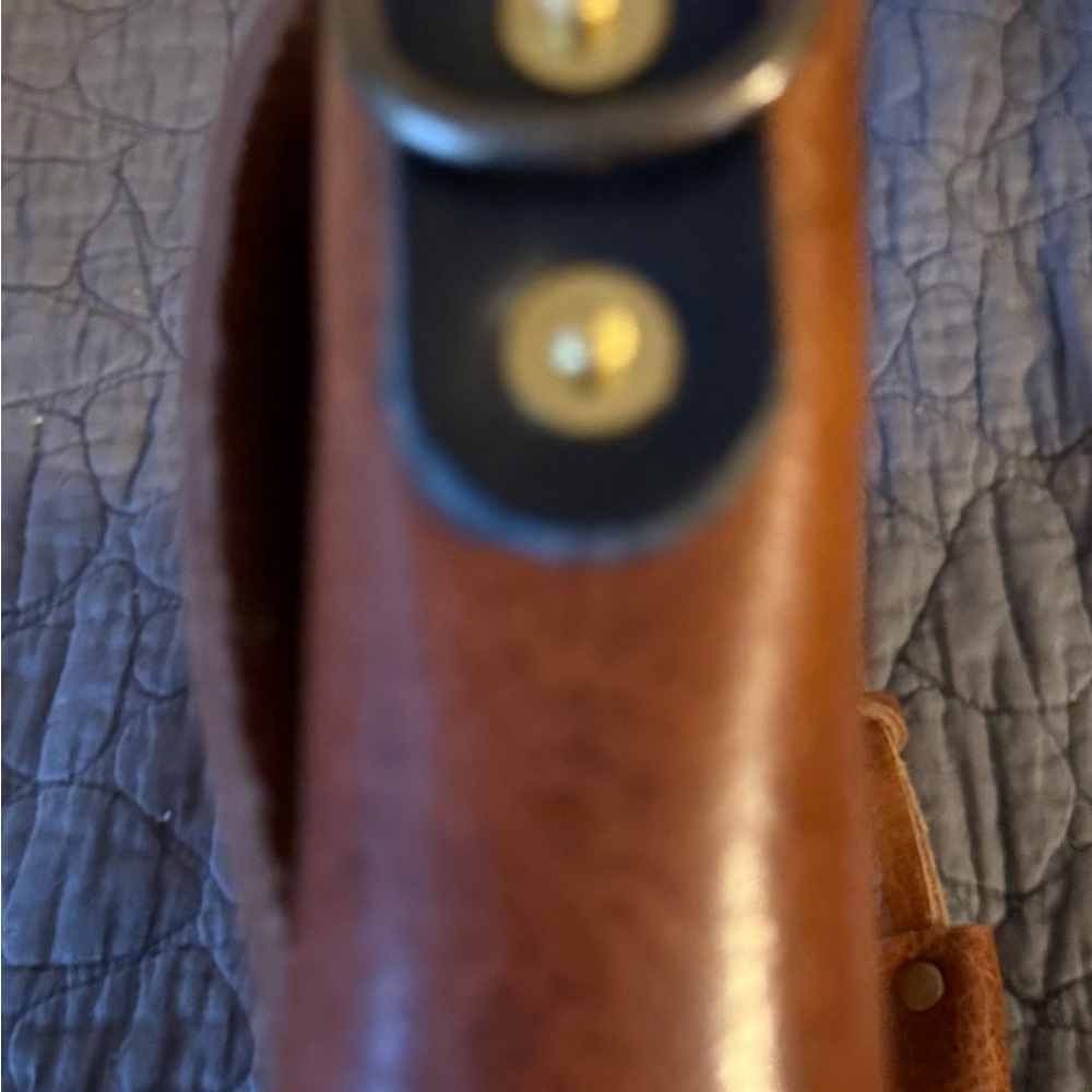 Go Forth Goods Small Kindle Satchel in Peanut Bison - Picture 5 of 11